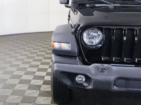 Used 2021 Jeep Wrangler Unlimited Sport image 10