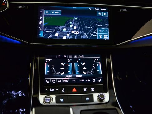 Used 2023 Audi Q7 Premium Plus w/ Premium Plus Package image 31