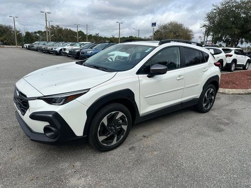 Used 2024 Subaru Crosstrek 2.5i Limited w/ Crosstrek Mirror Package image 11