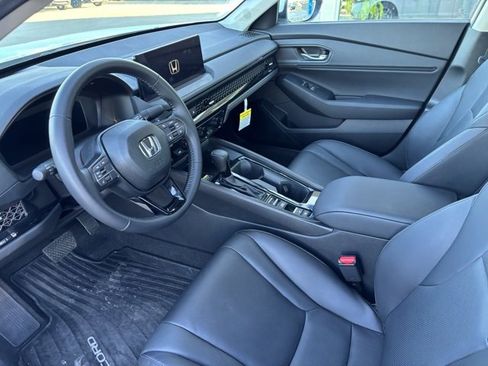 Certified 2025 Honda Accord EX-L image 11