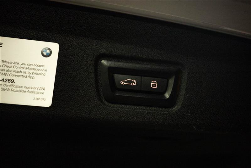 Used 2024 BMW i4 eDrive35 w/ Premium Package RWD image 8