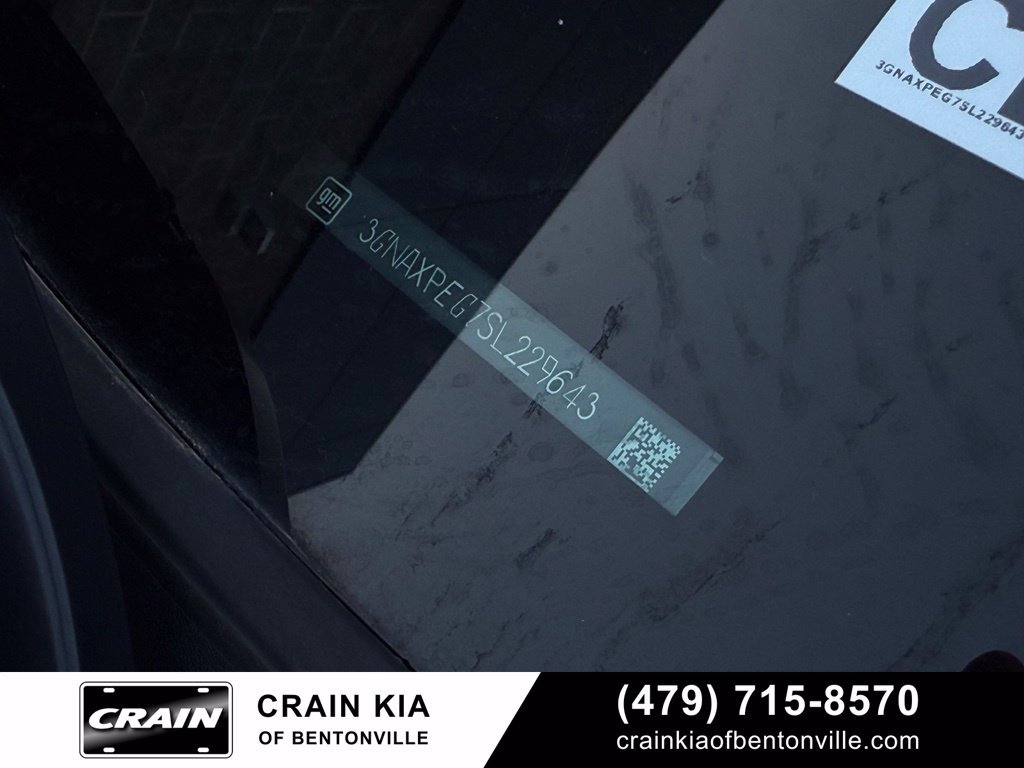 Used 2025 Chevrolet Equinox LT AWD/4WD image 34