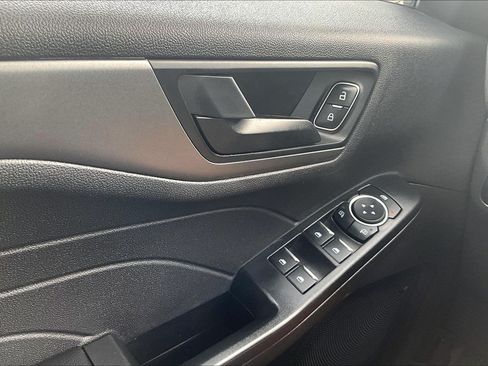 Used 2023 Ford Escape Active w/ Tech Pack #1 FWD image 33