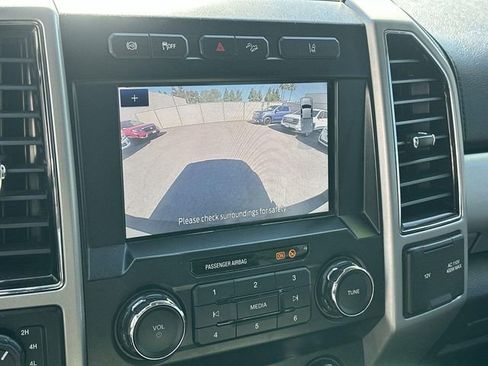 Used 2020 Ford F250 Lariat image 14