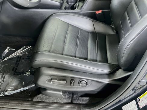 Used 2024 Honda CR-V EX-L image 18