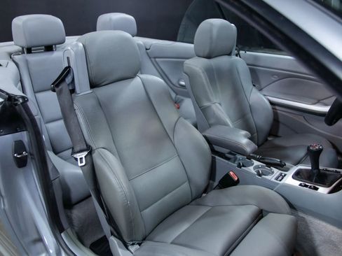 Used 2004 BMW M3 Convertible image 39