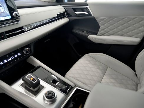 Used 2022 Mitsubishi Outlander SEL image 26