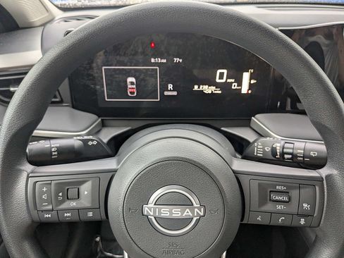 Used 2025 Nissan Kicks S AWD/4WD image 27