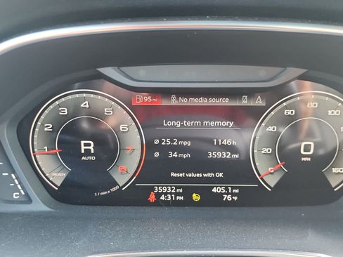 Used 2024 Audi Q3 2.0T Premium Plus AWD/4WD image 3