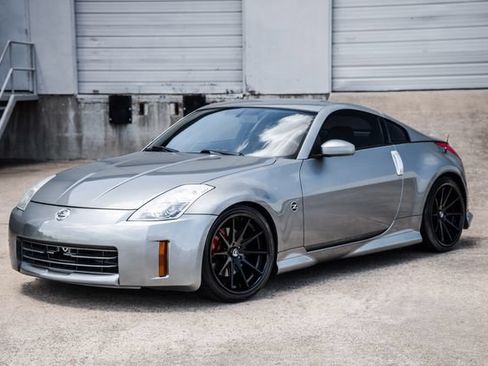 Used 2006 Nissan 350Z Coupe RWD image 28