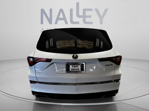 Used 2024 Acura MDX FWD w/ Technology Package image 4