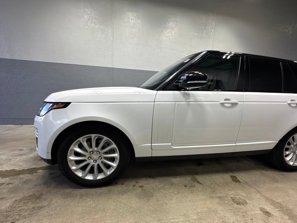 Used 2020 Land Rover Range Rover HSE AWD/4WD image 9