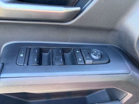 Used 2024 Toyota Tacoma TRD Sport AWD/4WD image 18