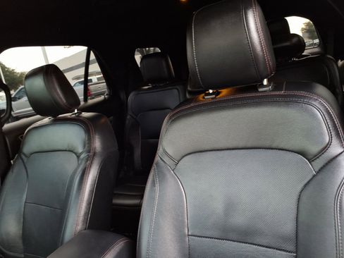 Used 2018 Ford Explorer Sport w/ Equipment Group 401A image 14