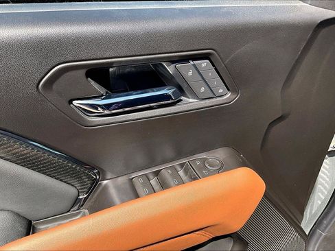 New 2026 GMC Canyon AT4 w/ AT4 Premium Package AWD/4WD image 16
