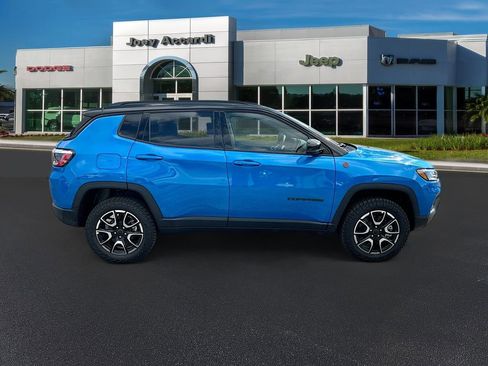 New 2026 Jeep Compass Trailhawk image 8