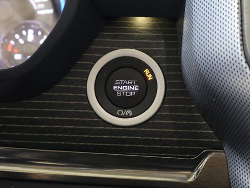 Used 2021 RAM 1500 Limited w/ Off Road Group AWD/4WD image 27