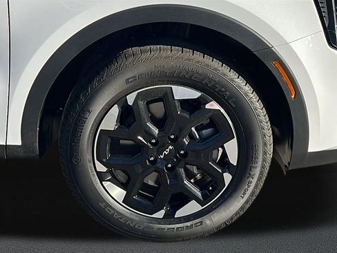 New 2026 Kia Sorento S w/ S Panoramic Sunroof Package image 4