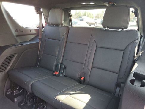 Certified 2022 Chevrolet Tahoe Z71 w/ Luxury Package image 32