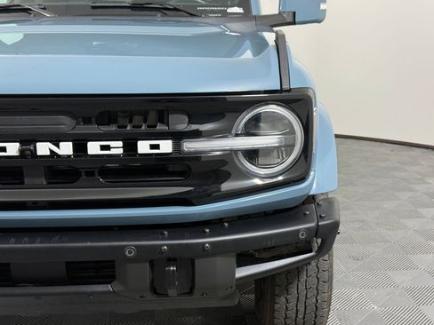 Used 2022 Ford Bronco Outer Banks image 11