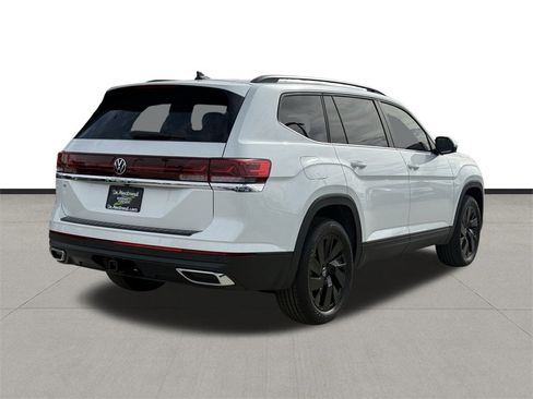 New 2026 Volkswagen Atlas SE image 5