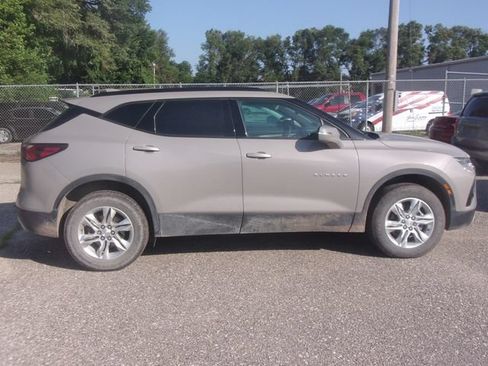 Used 2021 Chevrolet Blazer LT FWD image 7