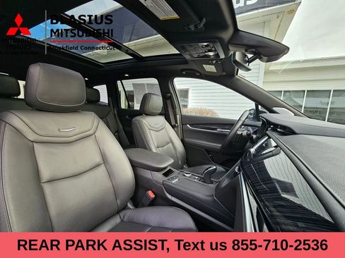 Used 2024 Cadillac XT6 Premium Luxury image 14