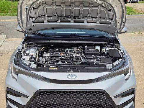 Used 2025 Toyota Corolla SE FWD image 8