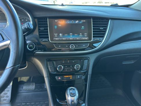 Used 2019 Buick Encore Preferred image 18