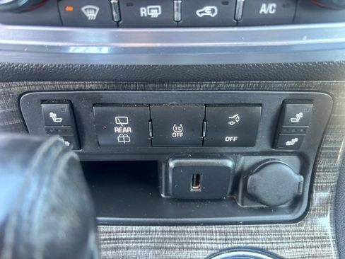 Used 2017 GMC Acadia Limited SLT AWD/4WD image 27