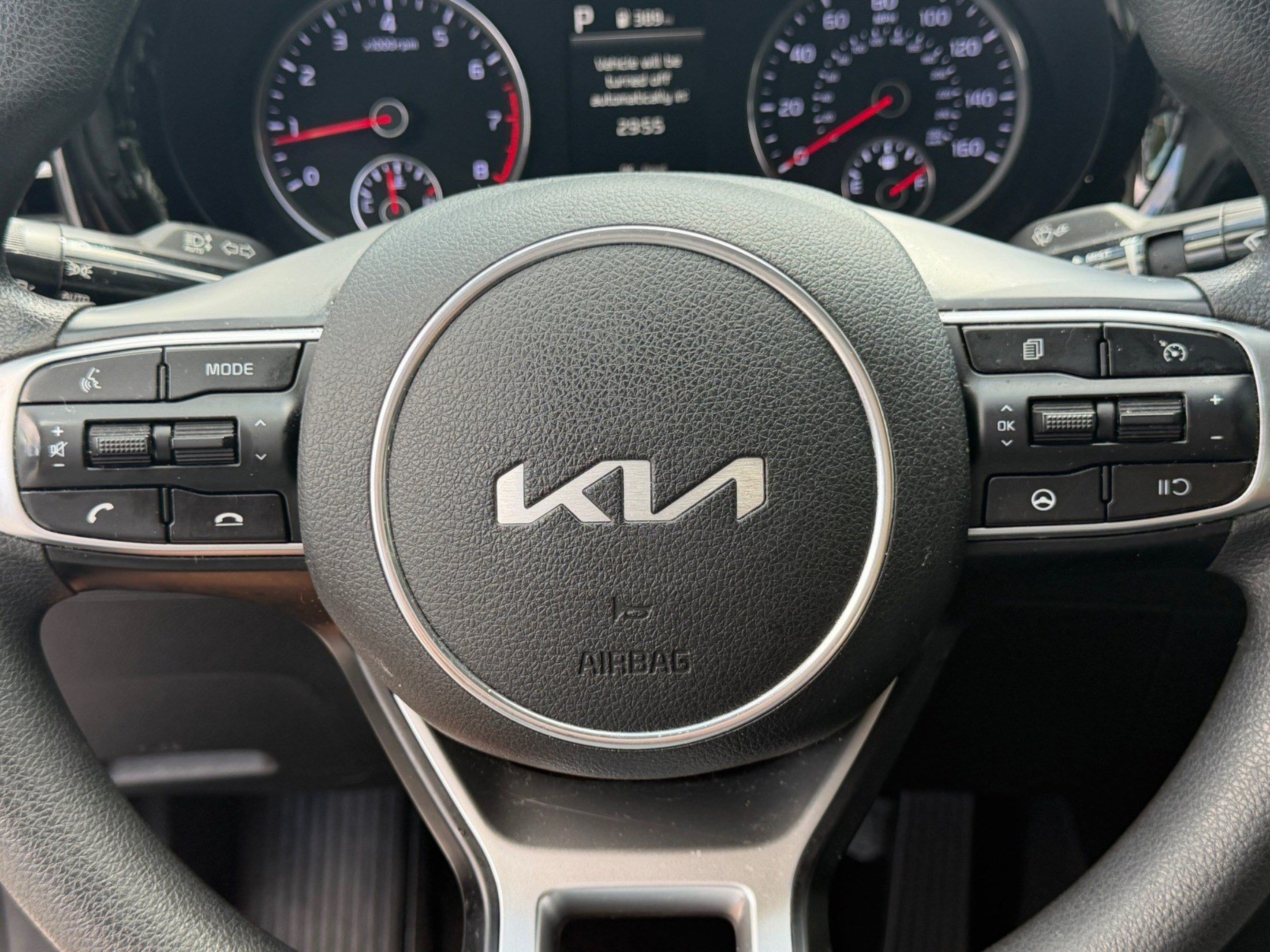Used 2022 Kia K5 LXS FWD image 25