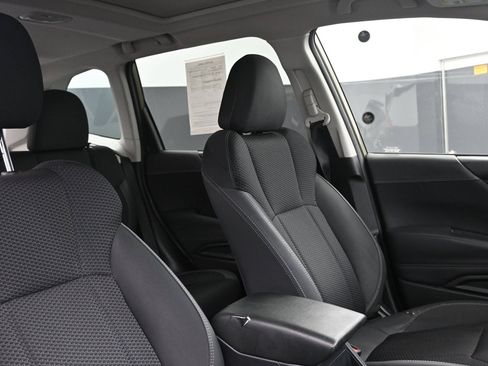 Used 2024 Subaru Forester Premium AWD/4WD image 29