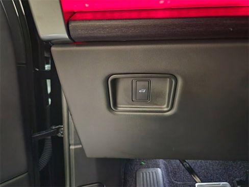 Used 2023 Land Rover Range Rover SE image 21