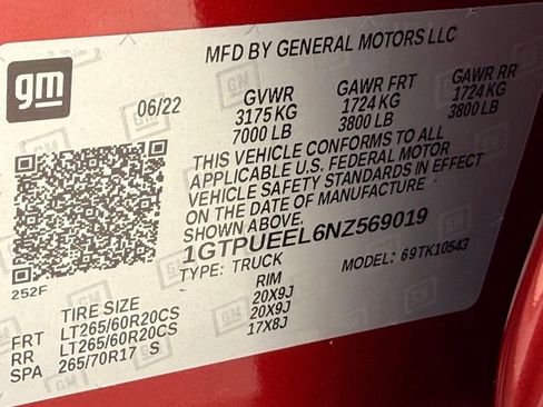 Used 2022 GMC Sierra 1500 AT4 w/ AT4 Premium Package AWD/4WD image 45