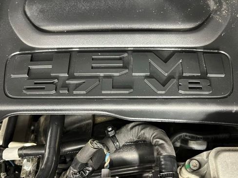 Used 2020 RAM 1500 Limited AWD/4WD image 14