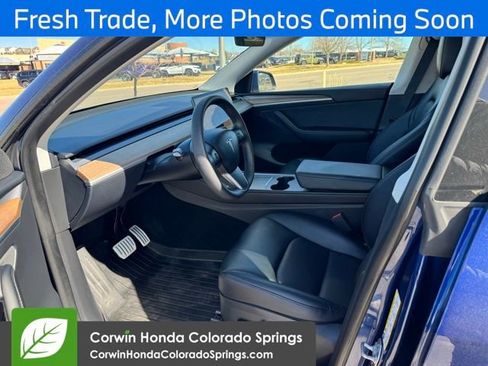 Used 2023 Tesla Model Y Performance image 9