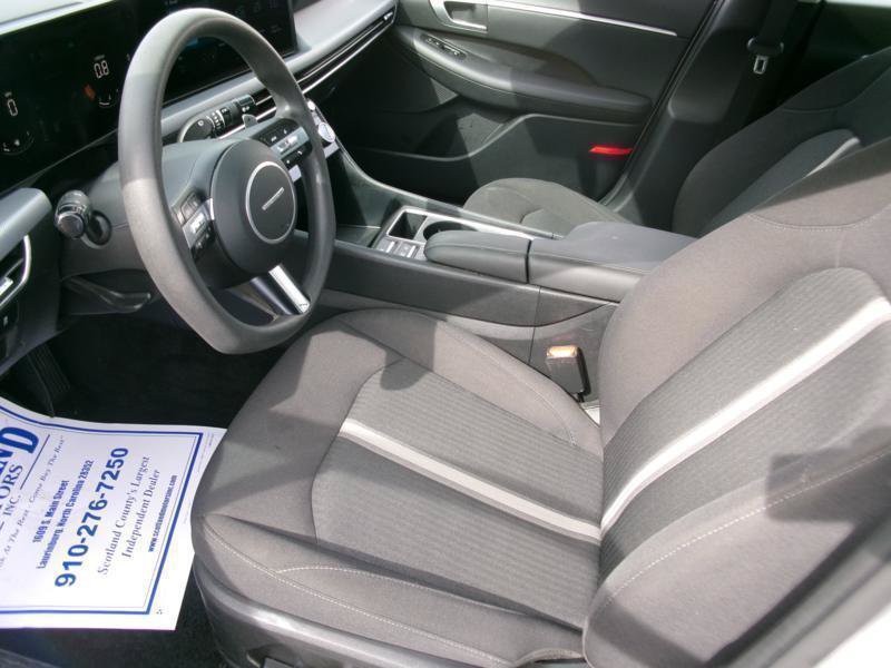 Used 2025 Hyundai Sonata SEL FWD image 13
