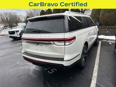 Used 2023 Lincoln Navigator L Reserve image 3
