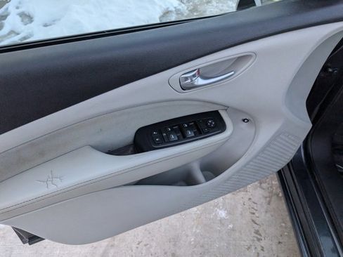 Used 2013 Dodge Dart SXT image 9