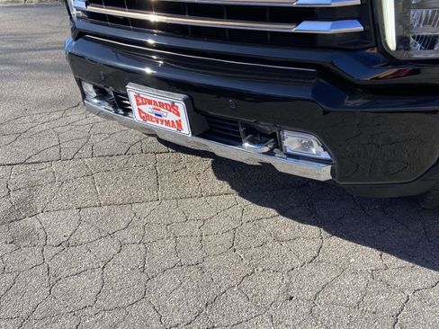 Used 2022 Chevrolet Silverado 2500 High Country image 30
