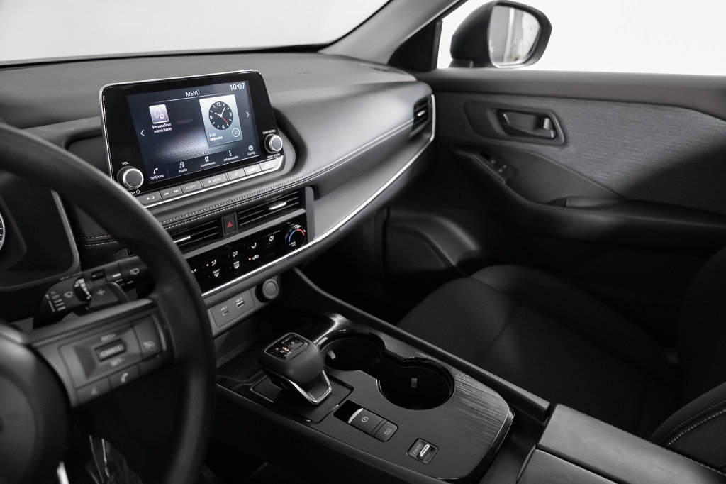 Used 2023 Nissan Rogue S FWD image 25