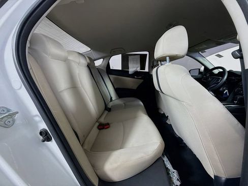 Used 2017 Honda Civic LX image 32