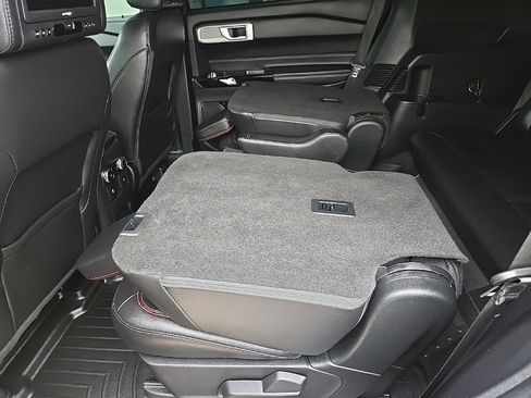 Used 2022 Ford Explorer ST-Line image 93