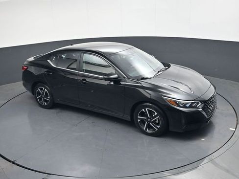 Used 2024 Nissan Sentra SV image 19