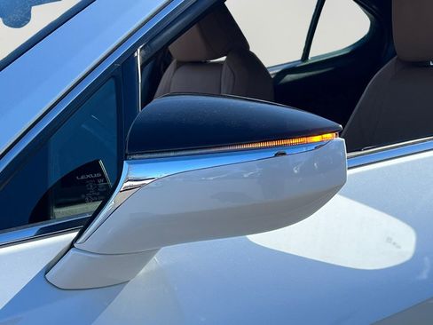 Certified 2025 Lexus UX 300h 300h Premium image 26