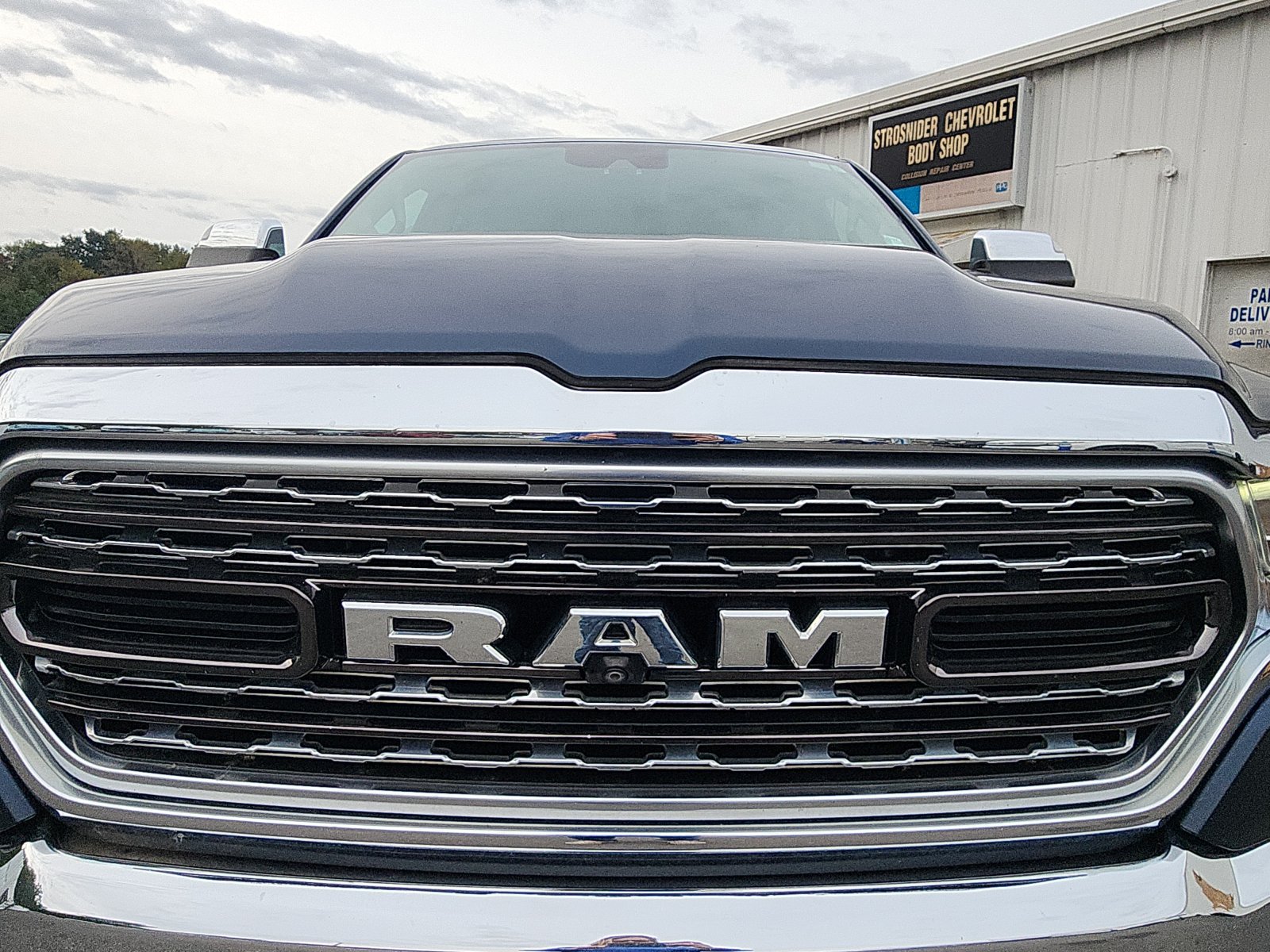 Used 2022 RAM 1500 Limited AWD/4WD image 11