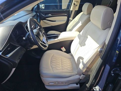 Used 2023 Buick Enclave Avenir w/ Avenir Technology Package AWD/4WD image 12