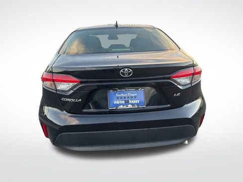 Used 2023 Toyota Corolla LE image 6