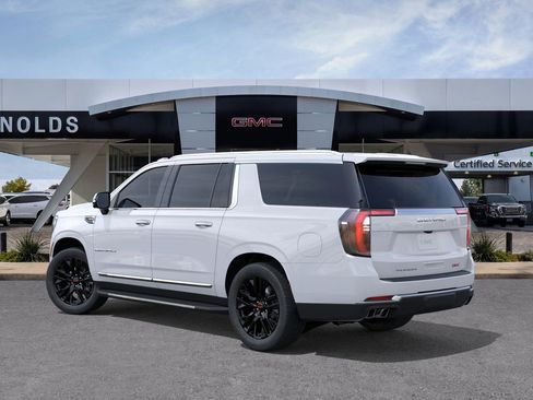 New 2026 GMC Yukon XL Denali image 3
