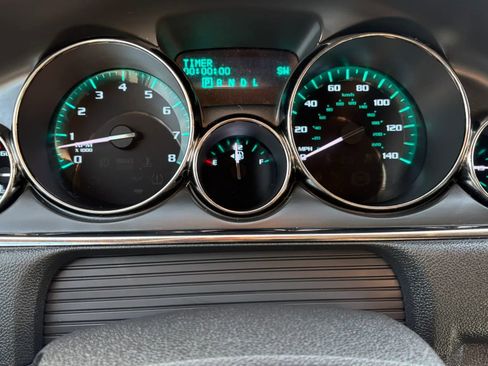 Used 2017 Buick Enclave Leather image 18